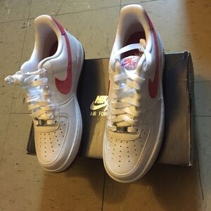 NEW ✨ Nike Air Force 1 White and Red Sneakers